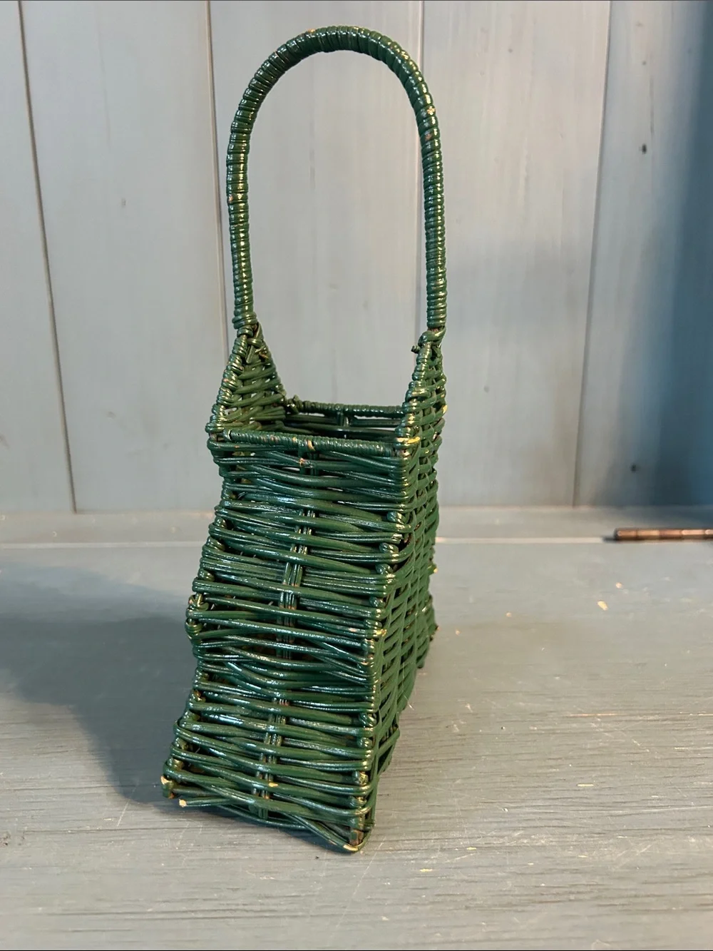 Dark Green Woven Wicker Tree Basket - Christmas Decor